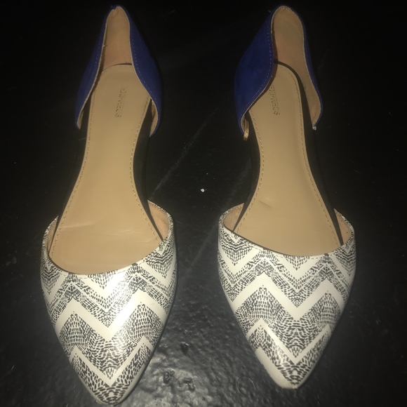 Patterned Flats - Picture 1 of 1